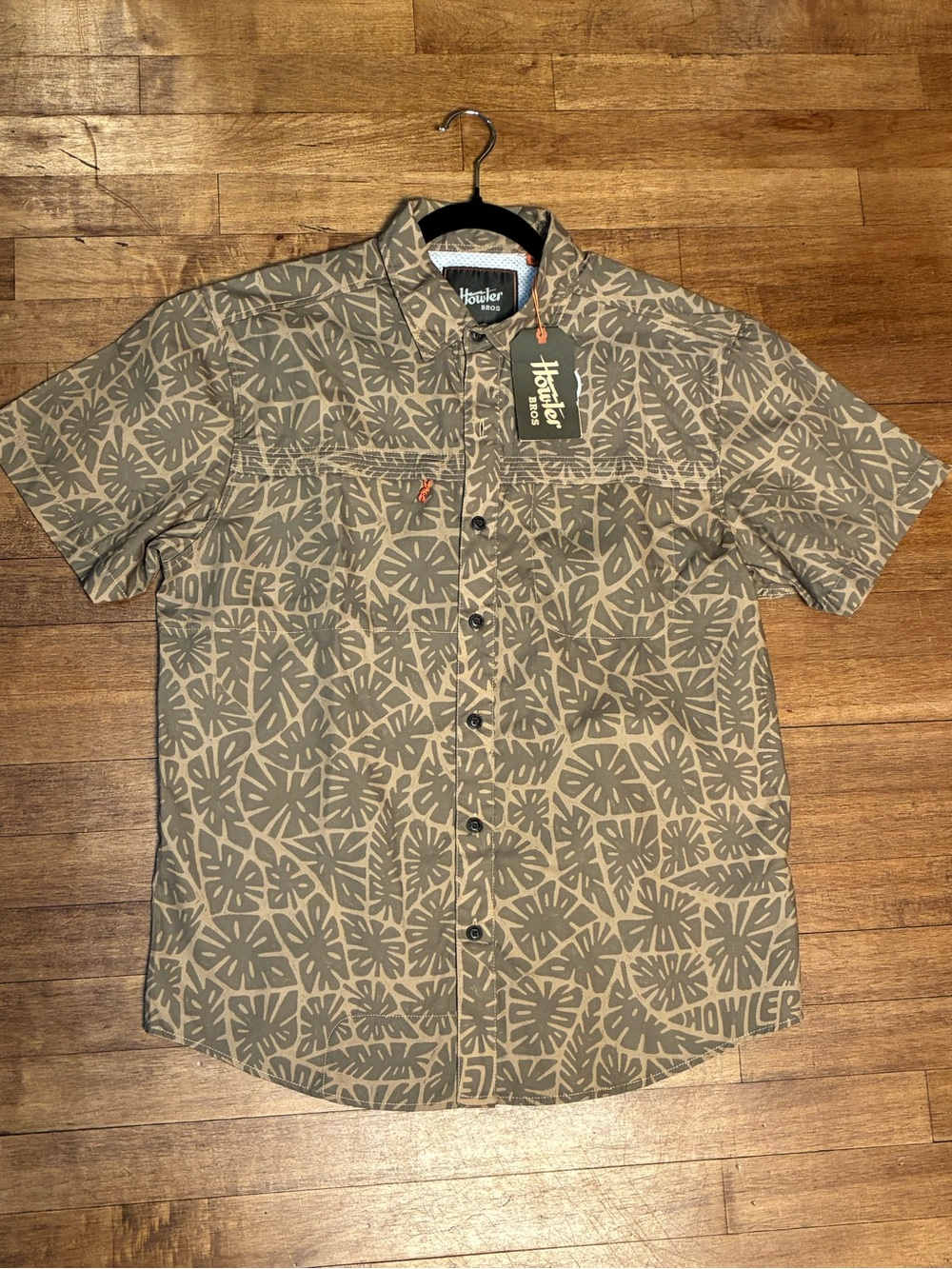 Howler Brothers Tidepool Tech + Dark Green Short Sleeve Button-Down Shirt - MED